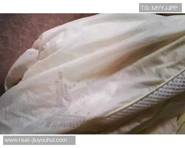 如何正确清洗足球衣以延长其使用寿命和保持色彩鲜艳 如何正确清洗足球衣以延长其使用寿命和保持色彩鲜艳