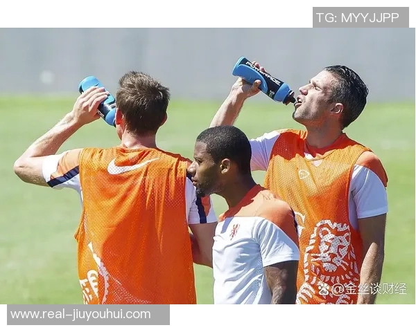 足球比赛中场休息的战术调整与球员心理调适的重要性分析